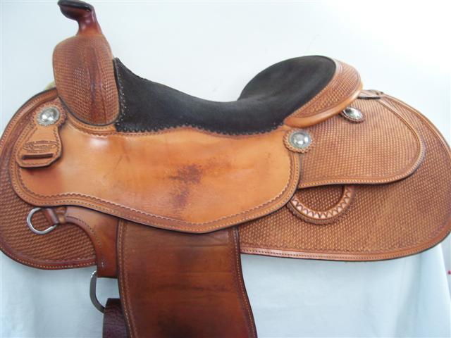 Used Saddle:- Image Number:0